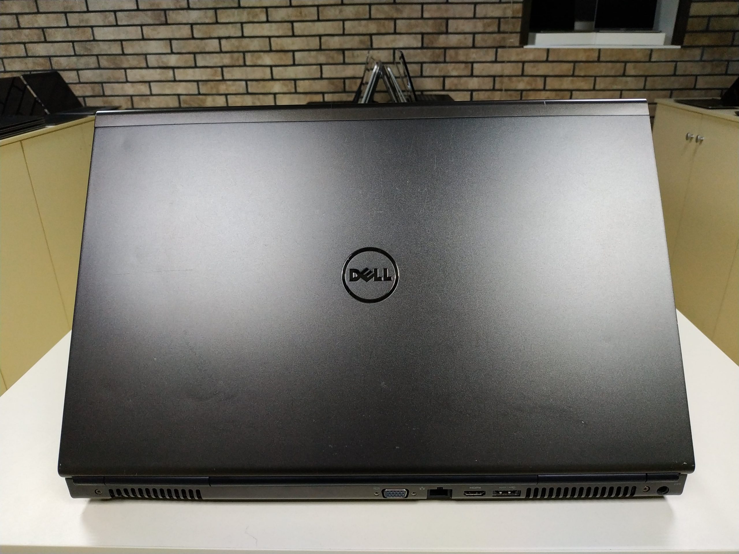 Dell M6800