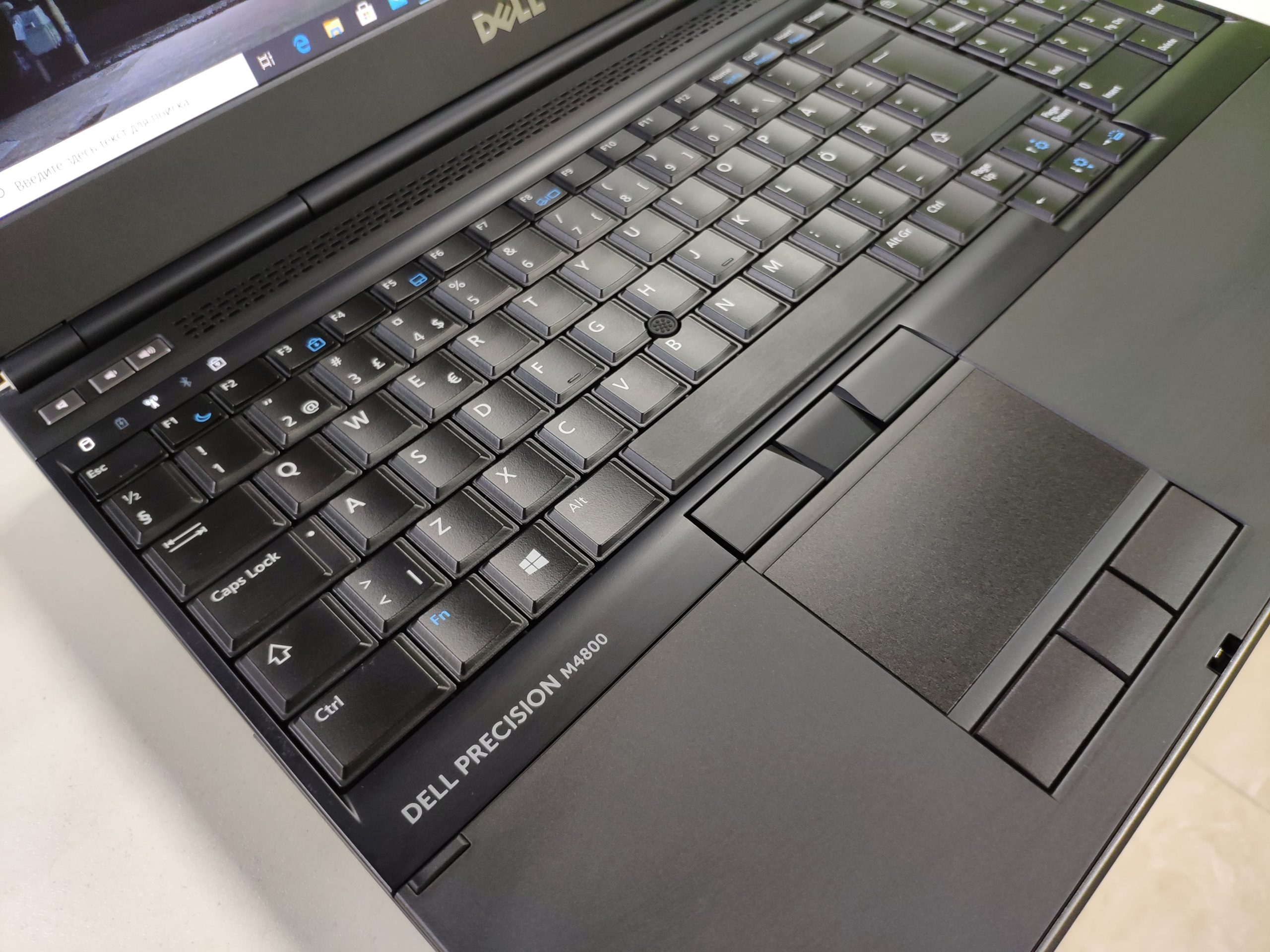 Dell M6800
