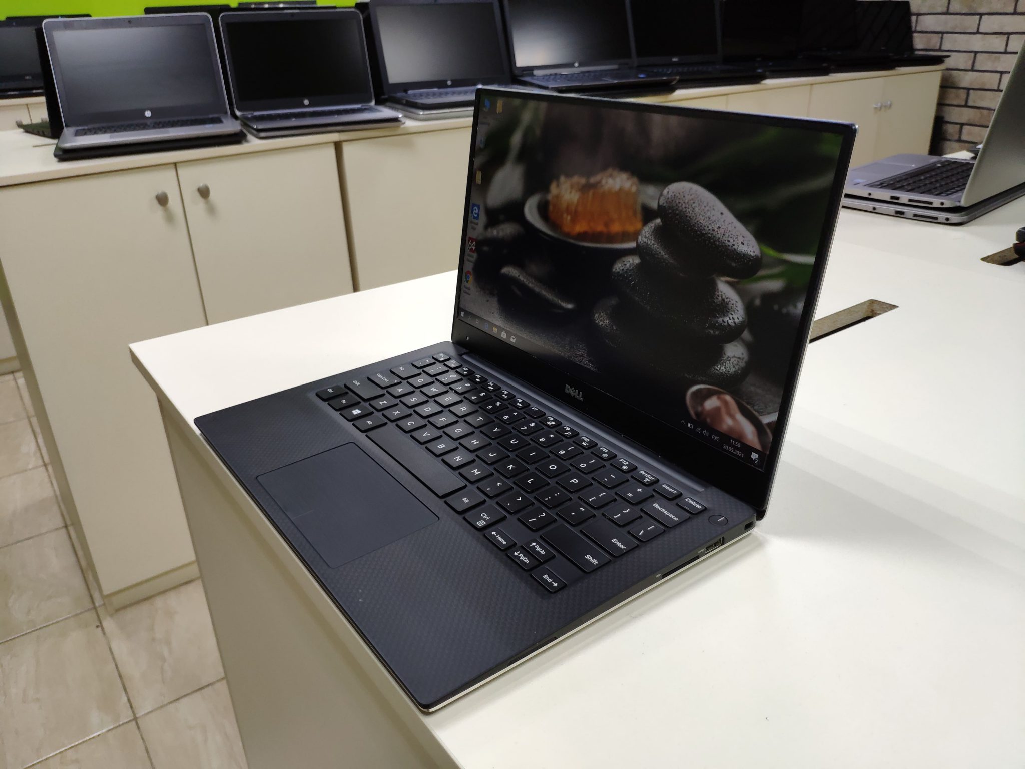 LaptopMedia » Dell XPS 13 (9350) review – the refreshed XPS 13 doesn’t ...