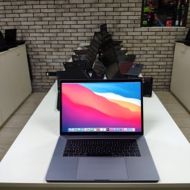 Apple Macbook pro 15 2017 A1707 EMC3162