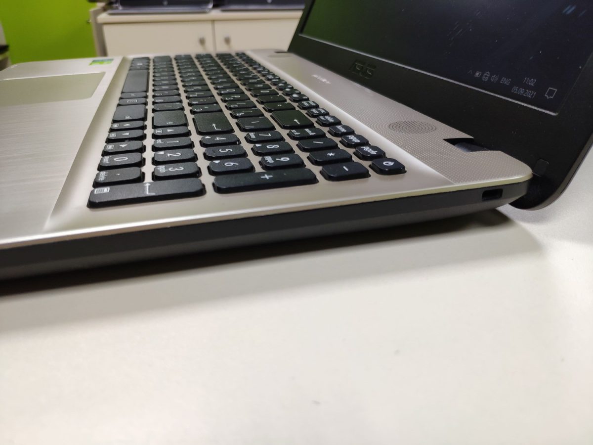 Asus VivoBook X541S