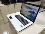 Asus X751L білий