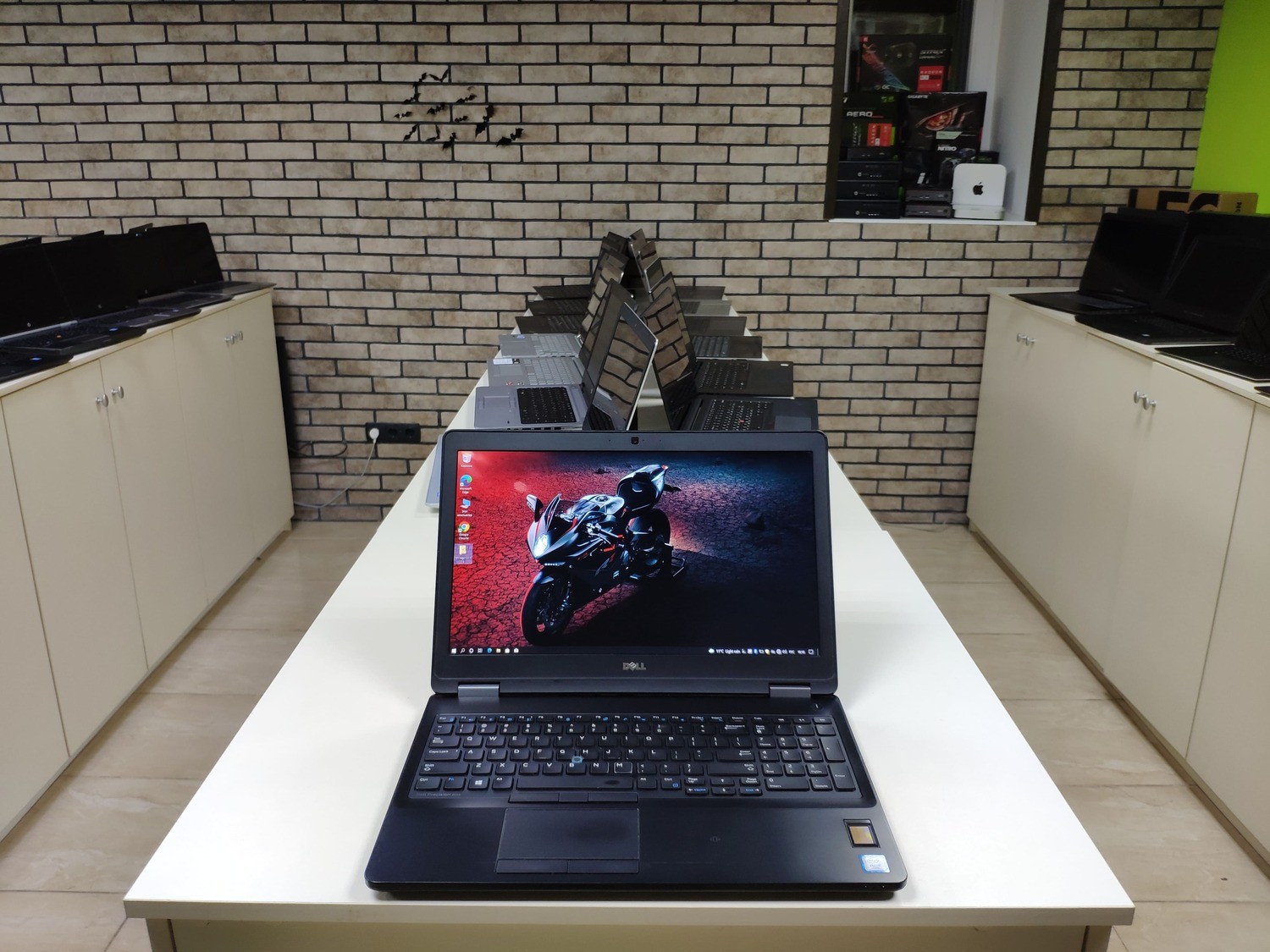 Dell Precision 3510 Dell Precision 3510