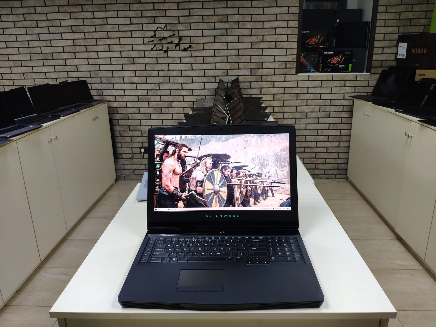 Dell Alienware 17 R4 Dell Alienware 17 R4