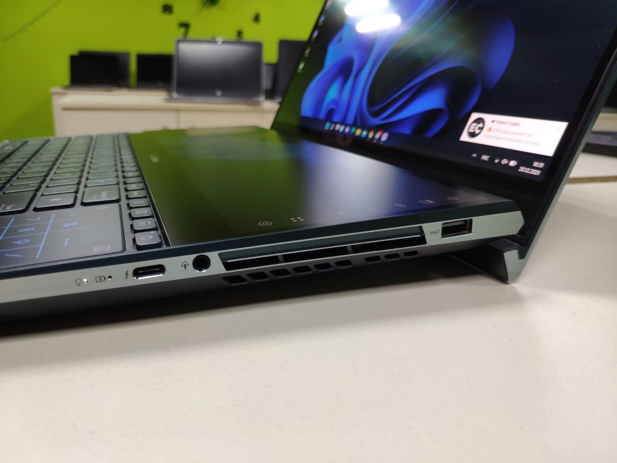 Asus ZenBook Duo Pro UX581