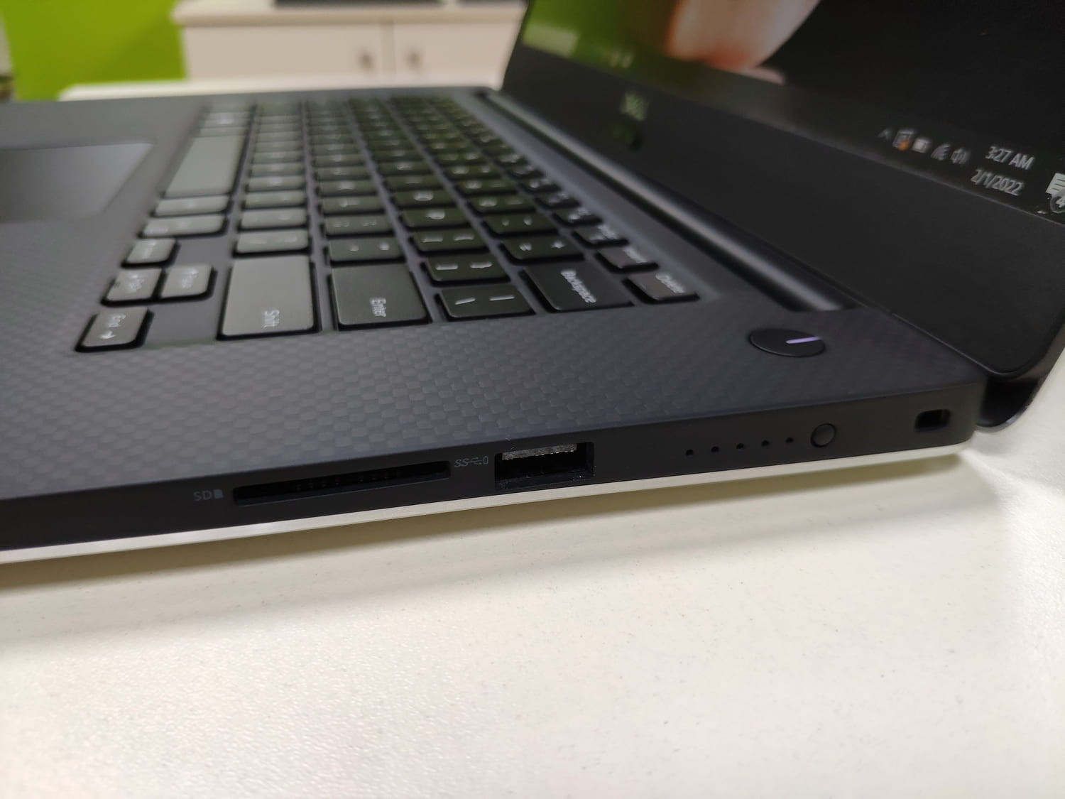 ᐉ Купити Ноутбук Dell Precision 5540 (i7-9850H | 16Gb | 512Gb SSD
