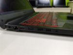 Asus TUF 704