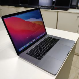 Яблучний MacBook Pro 2018
