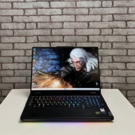 Lenovo Legion Pro 7 16IRX9H