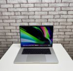 MacBook Pro 16 A2780 2023