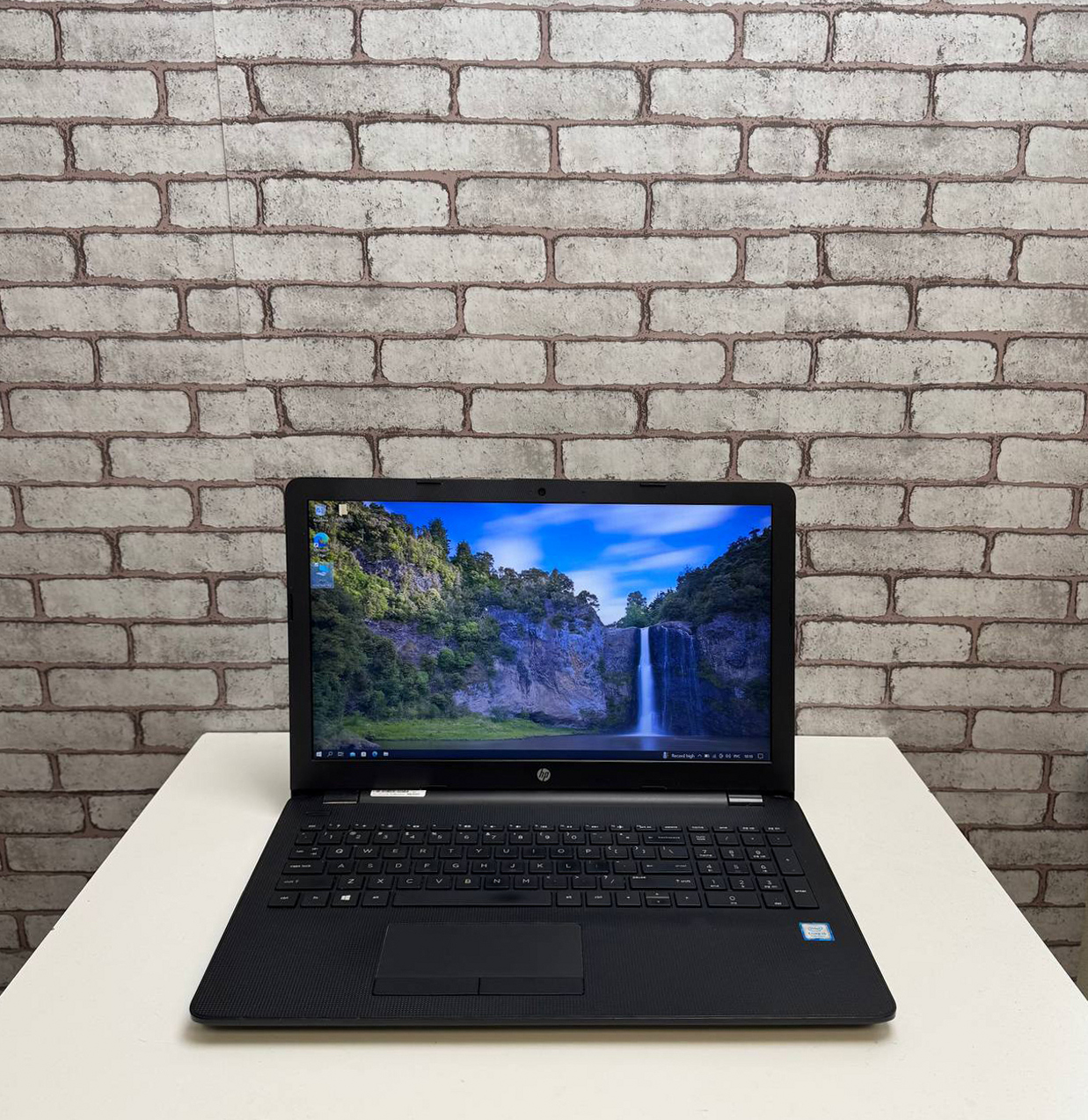 HP Pavilion 15-bs015dx HP Pavilion 15-bs015dx
