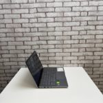 Asus Zenbook Q407IQ