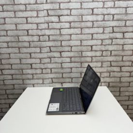 Asus Zenbook Q407IQ