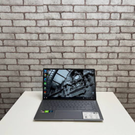 Asus Zenbook Q407IQ