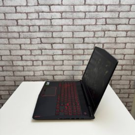 Lenovo Legion Y520-15IKBN