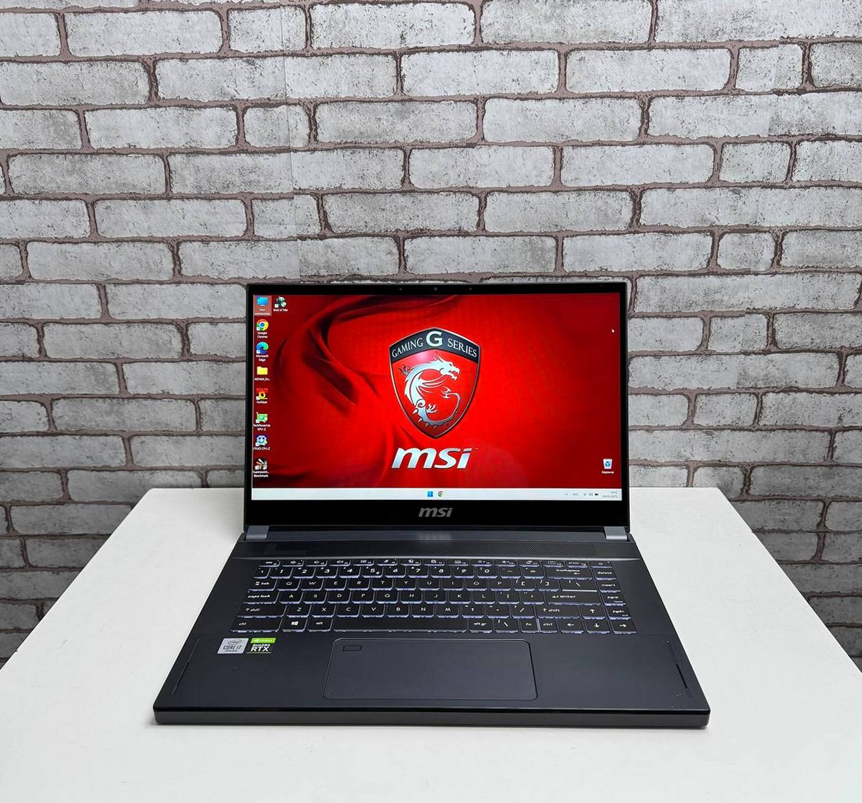 MSI WS66 10TKT MSI WS66 10TKT