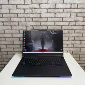 Asus ROG Strix G733PY