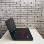 MSI Katana GF76 12UE MSI Katana GF76 12UE