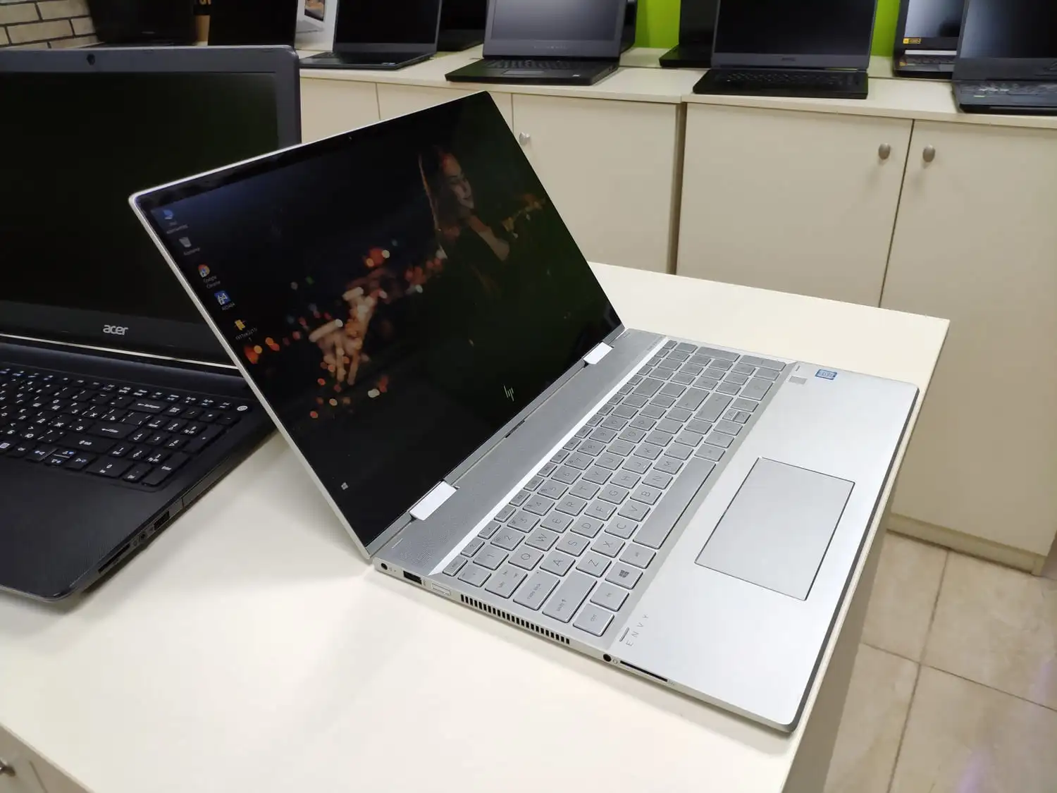 HP ENVY x360