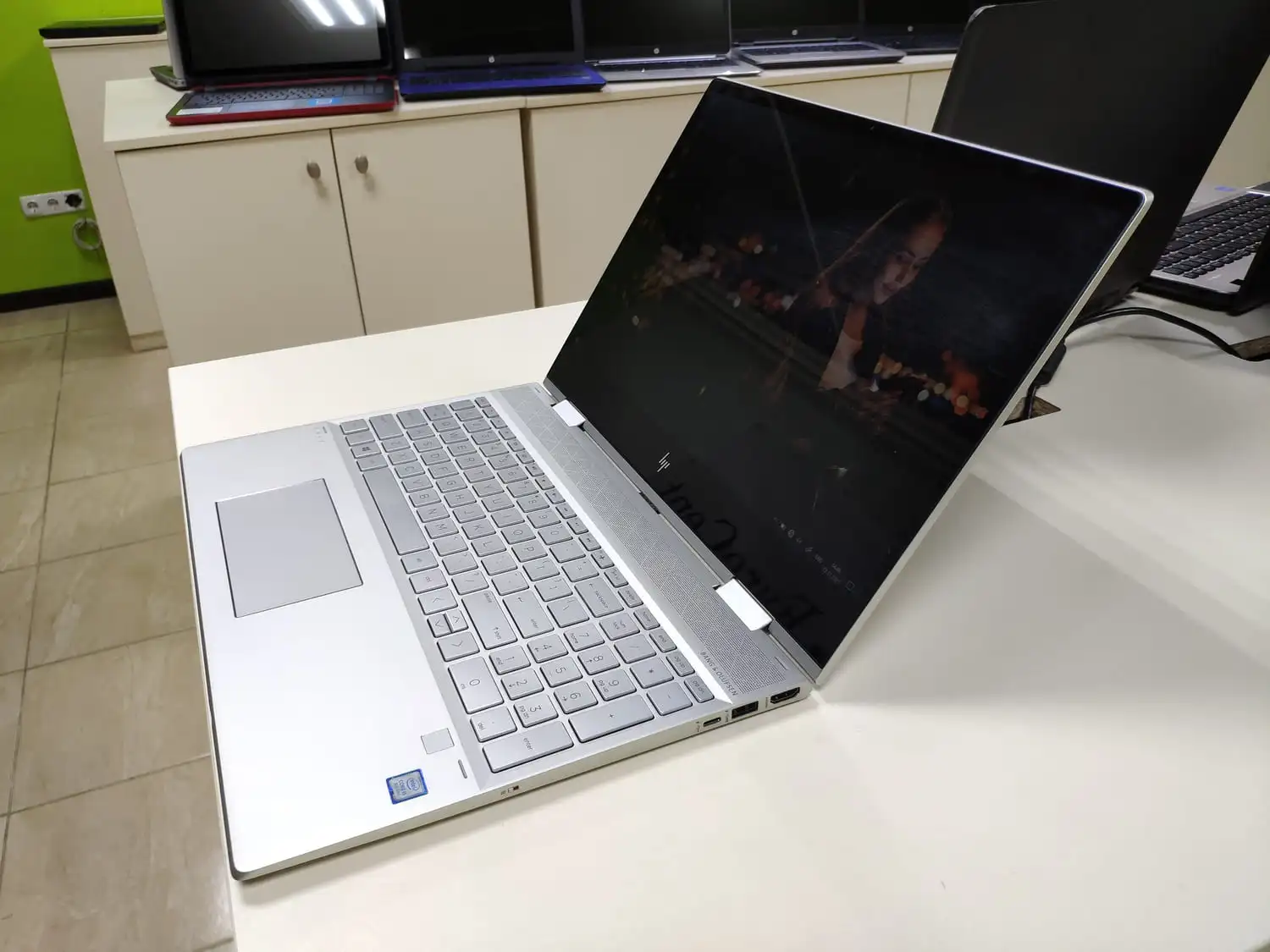 HP ENVY x360