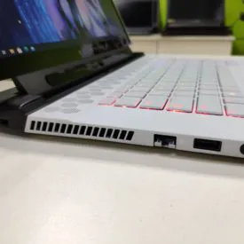 Dell Alienware M17 R3