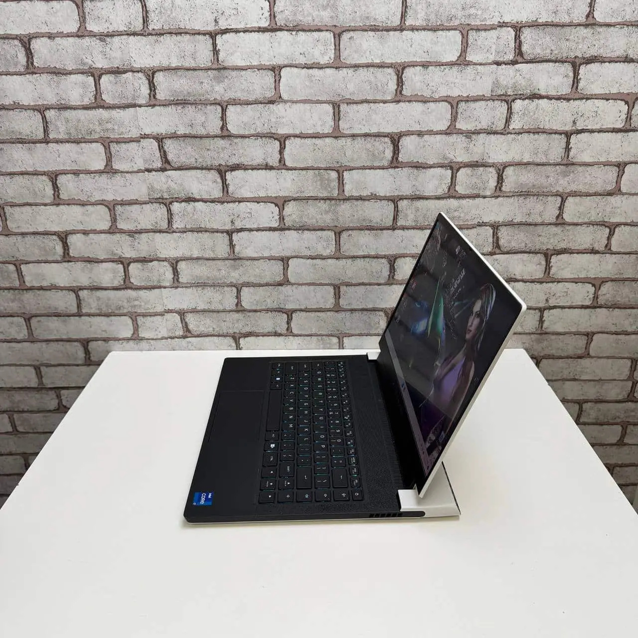 Dell Alienware X14 White