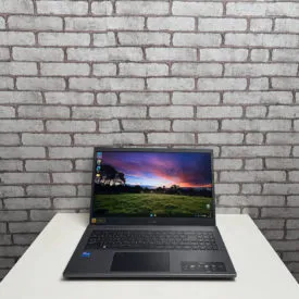 Acer Aspire 7 A715-76