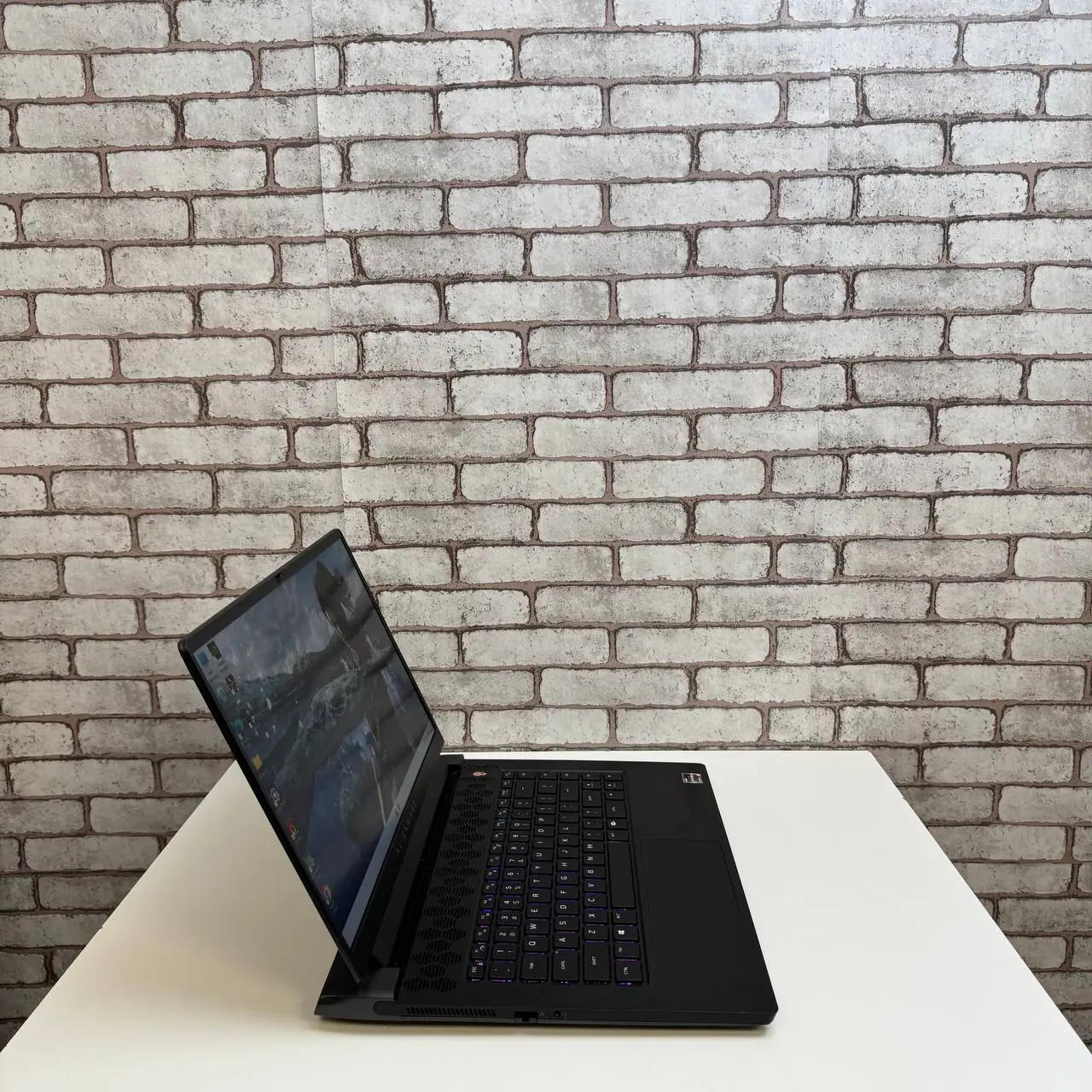 Dell Alienware m15 R5