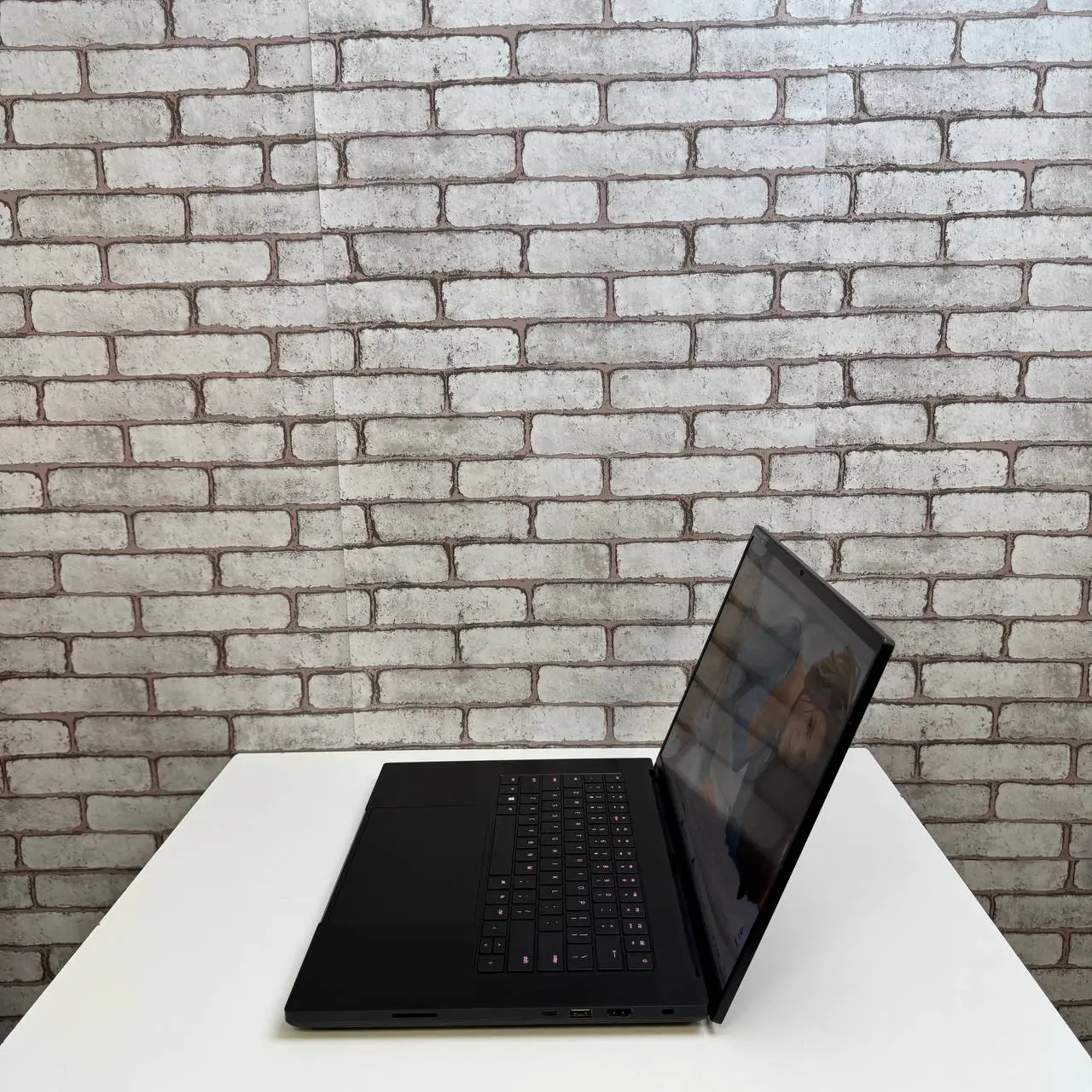Razer Blade 16 RZ09-0483