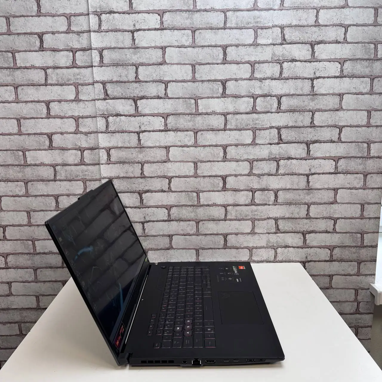 Asus TUF A17 FA707XV